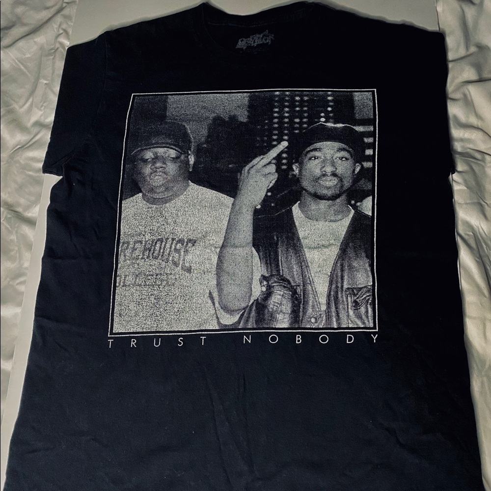 Graphic t shirt